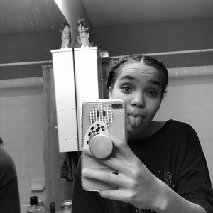 Meet your Posher, Lexi